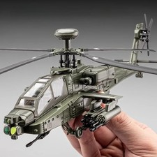 1/32 AH-64 Apache Helicopter