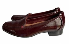 Clarks Artisan UK 5 Burgundy Patent Leather Comfort Insole Slip-On Shoes