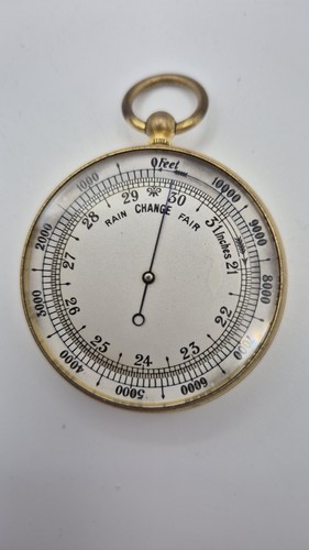 Antique pocket barometer - , with