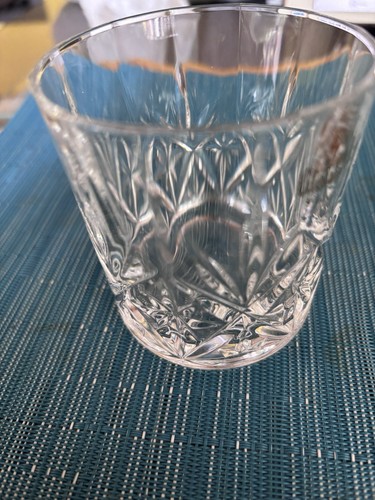 Glenfiddich pure malt scotch - glenfiddich,