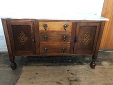 Oak: attractive, versatile