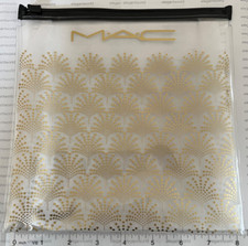 MAC COSMETICS CLEAR GOLD ZIP