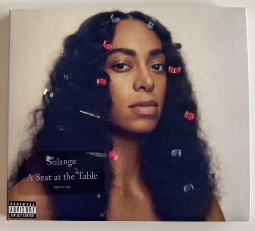Solange seat the table - a, at
