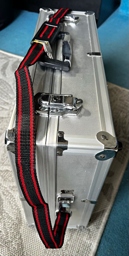 Silver aluminium hard case - aluminium,