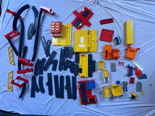 Large vintage tomy - ,