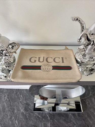 Gucci logo print leather - gucci,