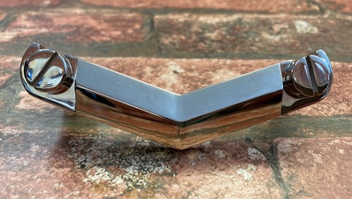 Gretsch chevron tailpiece - chevron,