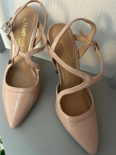 Dune head over - head, heels