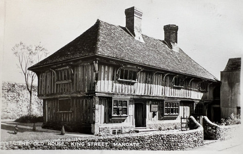 Tudor house king street - tudor,