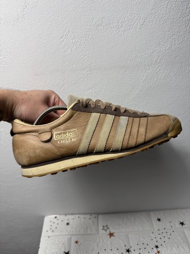 Adidas chile us10 uk9 5 - us10, uk9.5