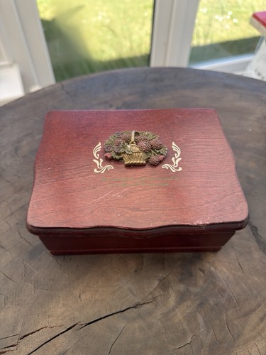 Flower jewellery music box - flower,