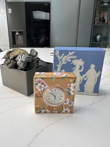 Wedgwood cherry blossom - blossom, quartz