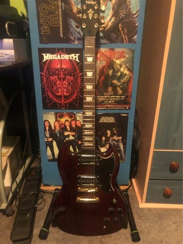 Vintage guitar cherry red 6 - cherry,