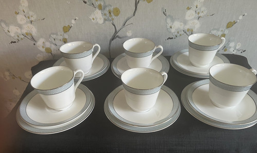 Royal doulton etude piece - royal, 18