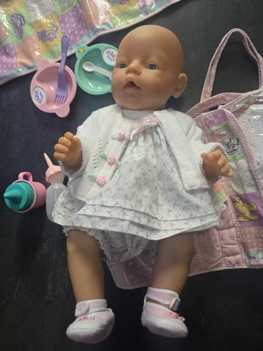 Baby born 1990s - doll, eyes