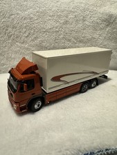 Volvo 1/50 Scale Model Truck