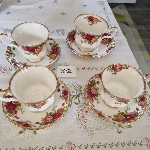 Old country roses person - person, cup