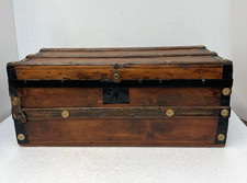 Vintage STEAMER TRUNK Salesman