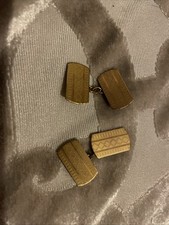 These are a pair of vintage