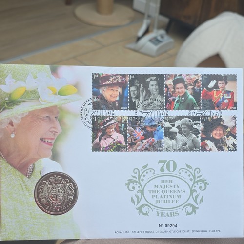 2022 queen elizabeth ii - £5,