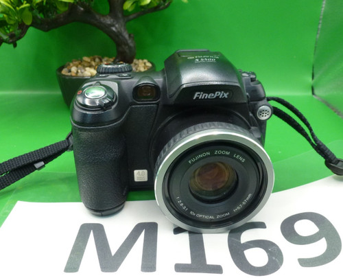 Fuji finepix s5500 - fuji, compact