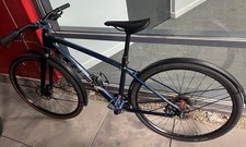 Trek Dual Sport 2 Hybrid Bike