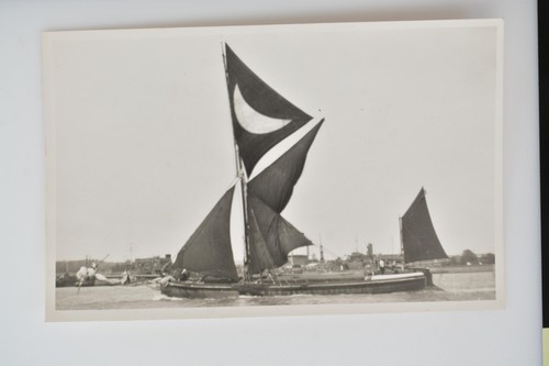Thames sailing barge sirdar - sailing,