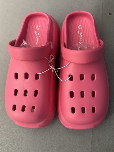 Croc style beach slip shoes - style,