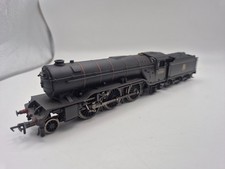 Bachmann 'OO' Gauge 31-562 B.R. V2  Locomotive 60834 & Tender weathered Boxed.