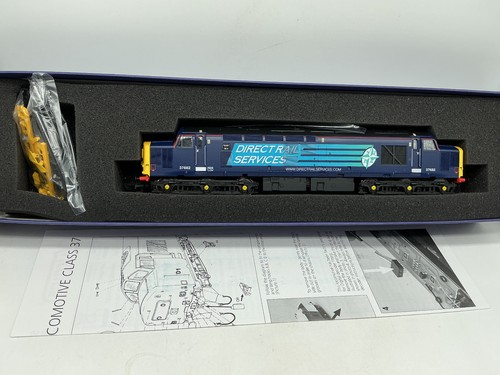 Vitrains v2082 class - v2082, 37/5