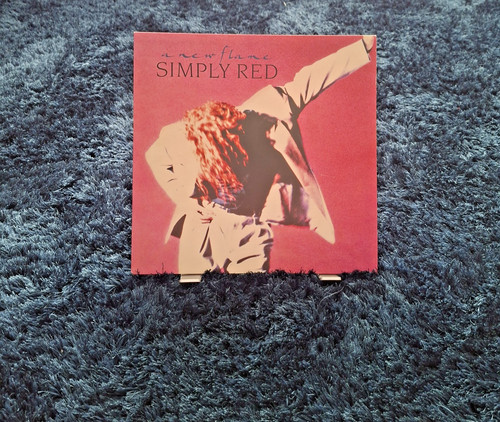 Simply red new flame - 'a, vinyl