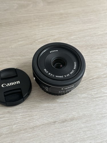 Canon efs 24mm stm - 1:2.8,