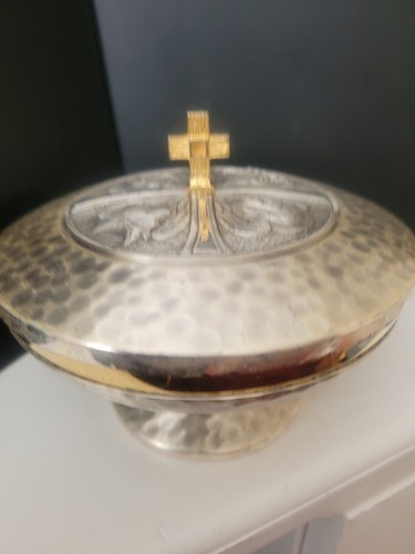 Gold plated brass ciborium - gold,