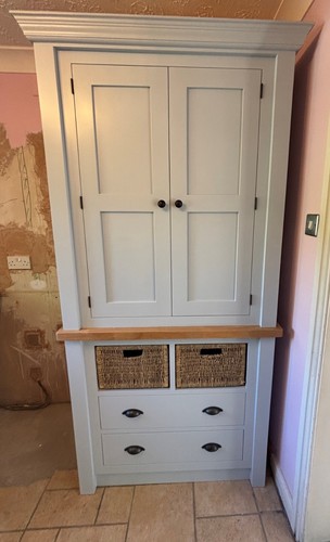 Larder painted with double - larder,