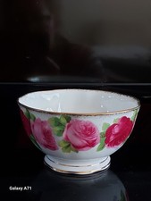Royal Albert Old English Roses