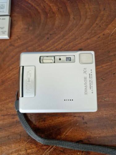 Minolta dimage 2mp - dimage, xt