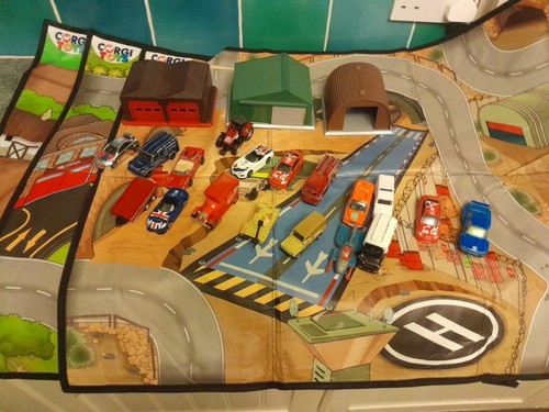 Corgi toys built last - toys, to