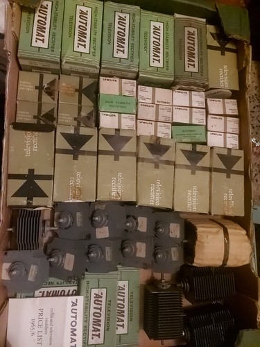 Lot old television - lot,