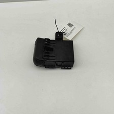 VW PASSAT Variant B8 3G5 Power Positive Battery Jump Box  1K0937517 30751898