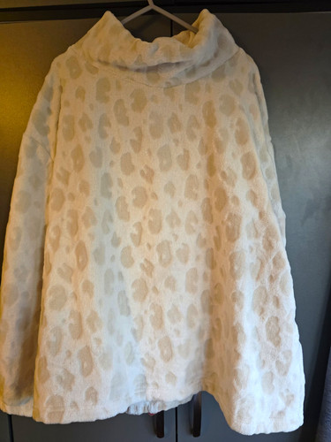 Cream animal print fleece - tu,