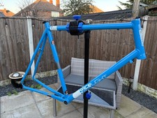 Kinesis Racelight T2 road bike