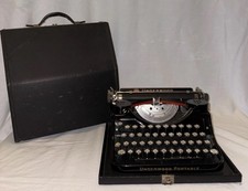 Vintage Underwood 4 Bank Typewriter Fully Working - Beautiful!