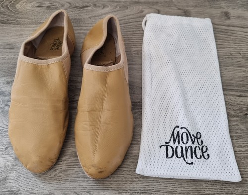 Move dance tan - move,