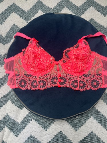 Victoria secret bra - victoria,