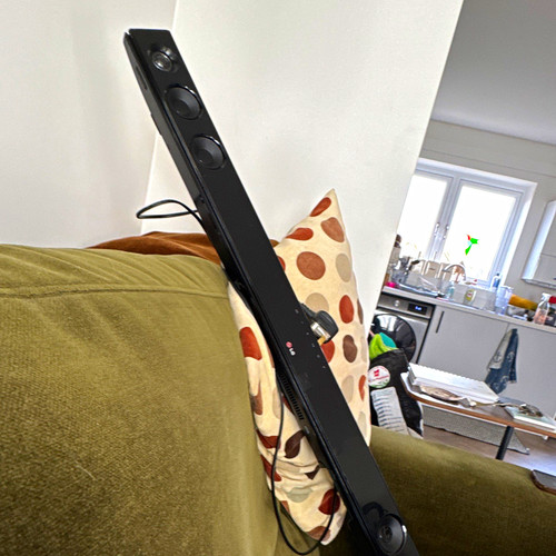 Black channel soundbar - 2.0,