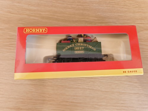 Hornby r6825 2017 christmas - hornby,