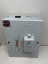 Wylex 100 Amp Switch Fuse Metal clad unit -  USED