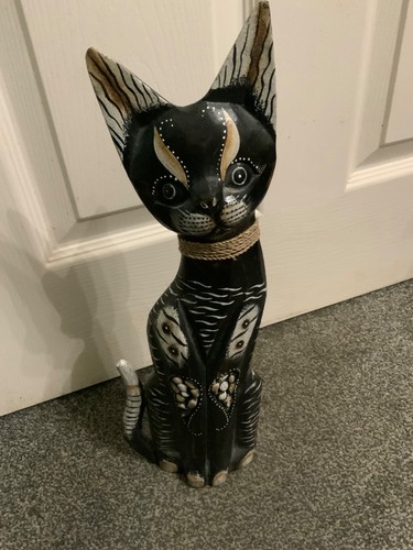 Cat 38cm tall wooden hand - ,