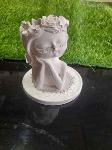 Lady face planter pot - &, tray