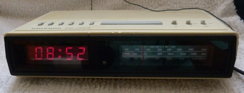 Grundig sono clock radio - grundig,